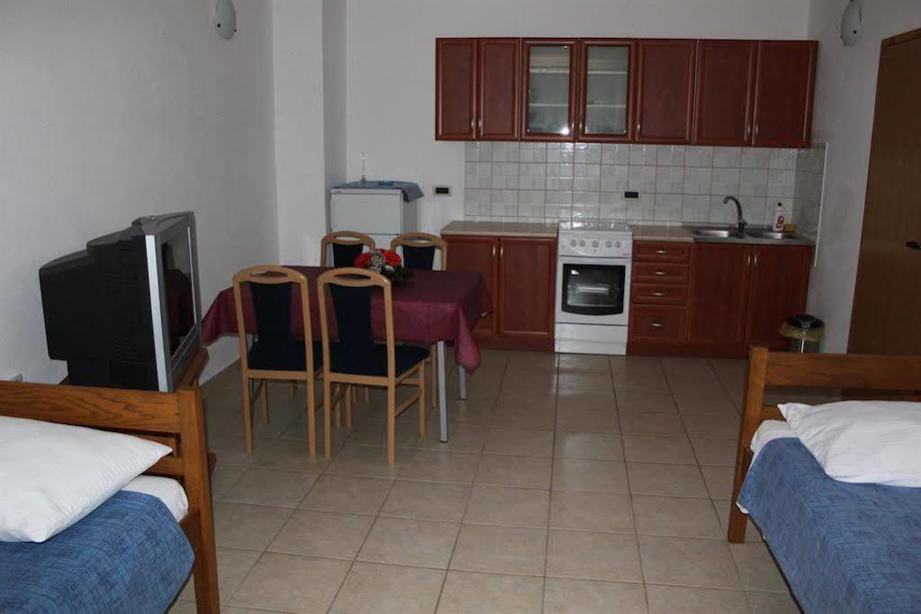 Apartments Barbara Gregovica Pula Exteriér fotografie